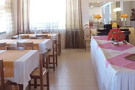 Marou Kythira Town